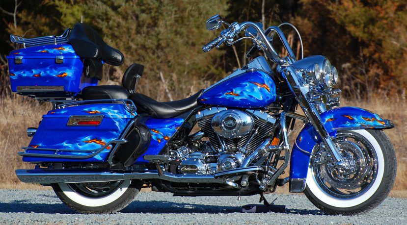 PPG Crystal Blue Pearl Base, Blue Real Fire Flames with Traditional Color Real Fire Flame Licks Throughout.2012 Easyriders Finals Best Paint-Peoples Choice.